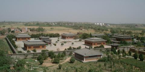 古墳博物館全景 古墳博物館全景