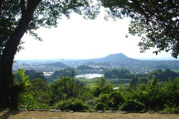 甘樫丘から畝傍山方面の眺め：飛鳥