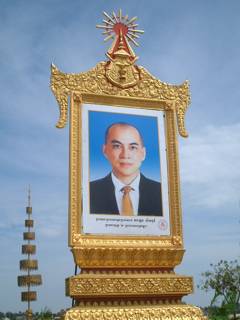 10月29日はカンボジア国王の誕生日
在位4年目を迎えたノロドム・シハモニ殿下