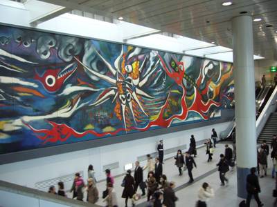 岡本太郎の巨大壁画「明日の神話」