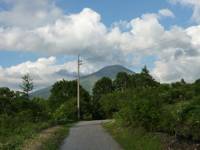 蓼科山に向かって200m