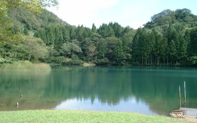 標高540m地点にある高浪の池