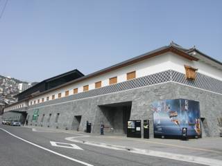 旧長崎奉行所跡地に建造された「長崎歴史博物館」