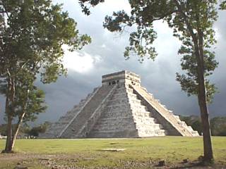 世界の遺跡：チチェン・イツァ（メキシコ）